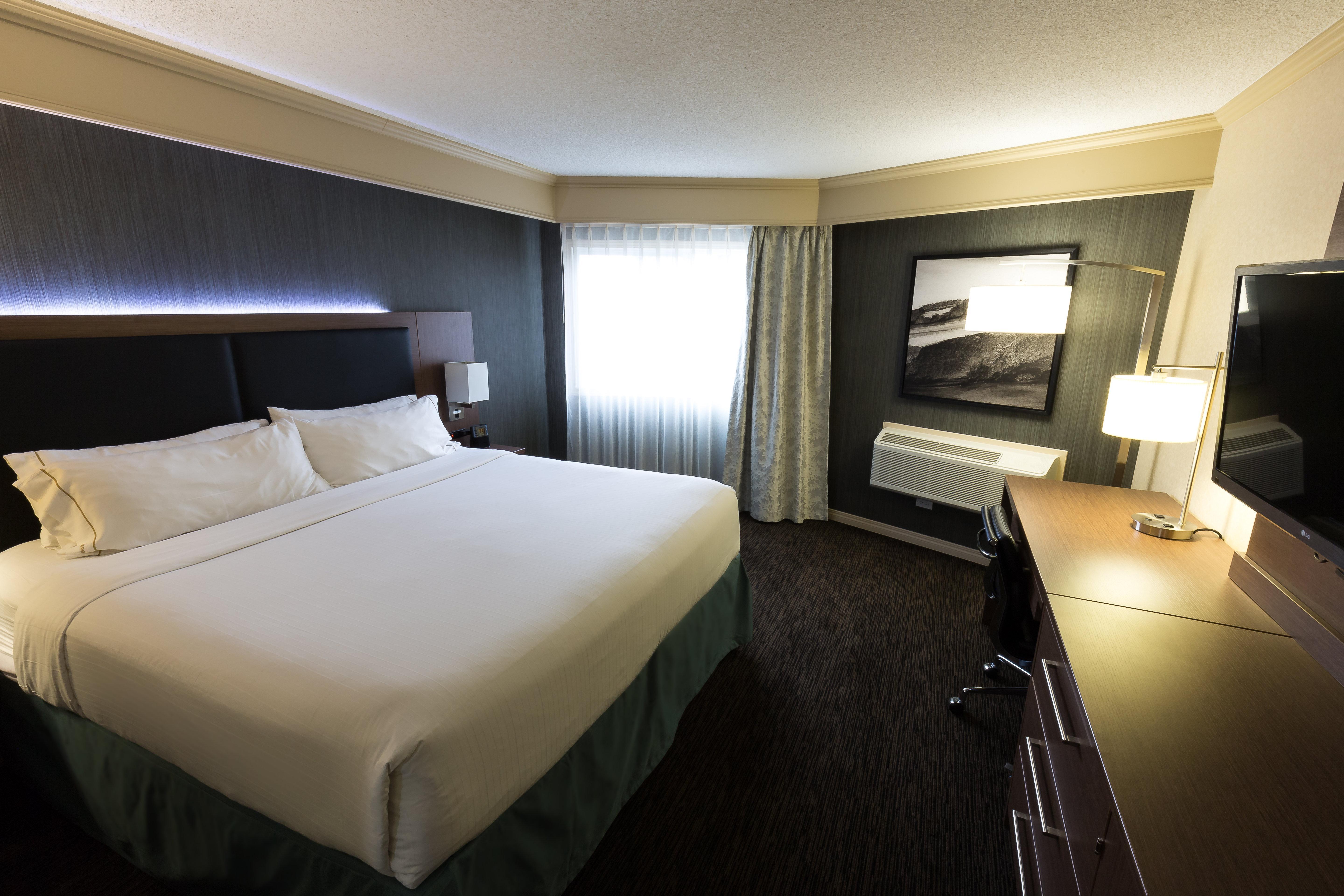 Holiday Inn Express Edmonton Downtown By Ihg Экстерьер фото