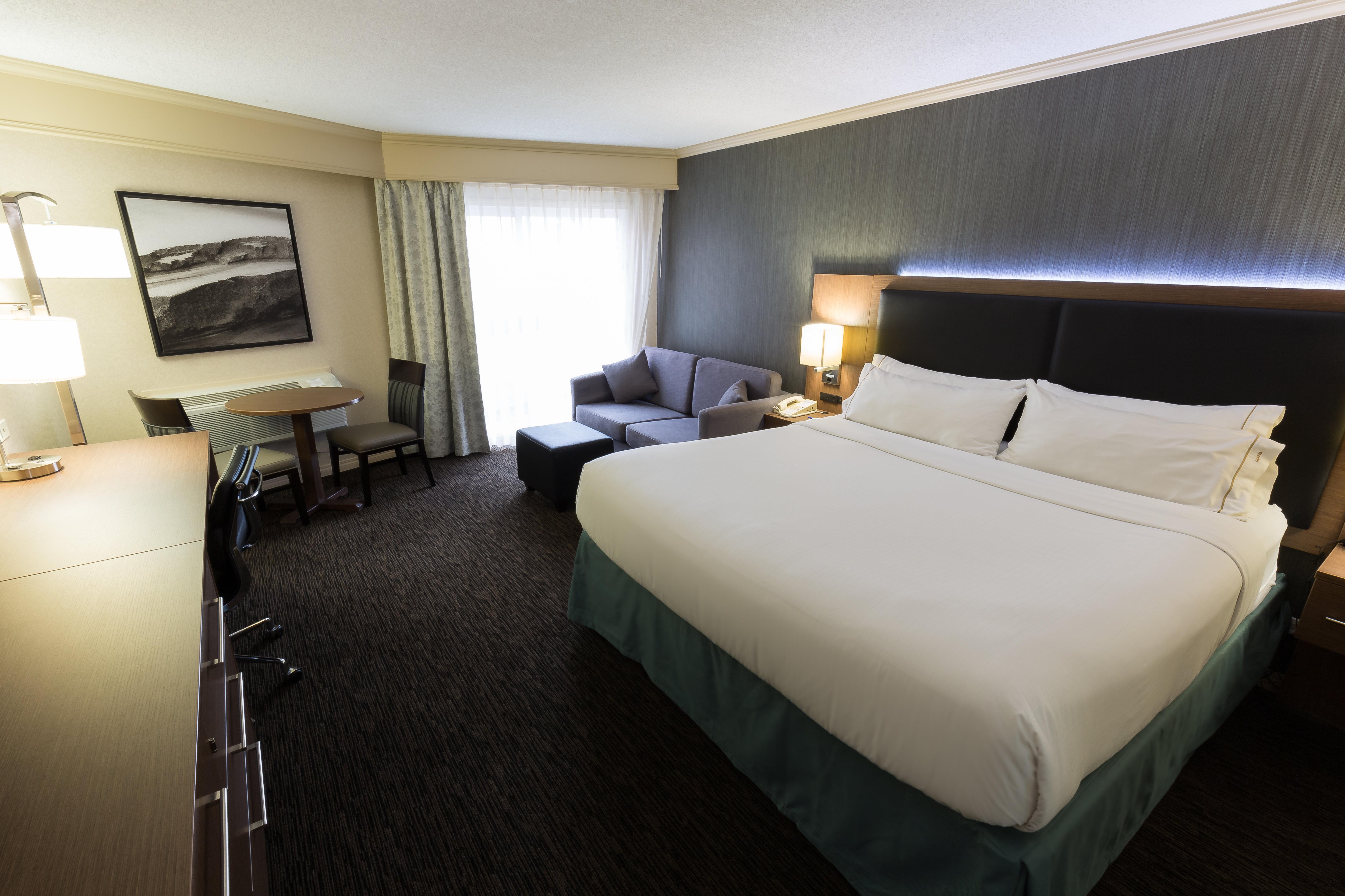 Holiday Inn Express Edmonton Downtown By Ihg Экстерьер фото