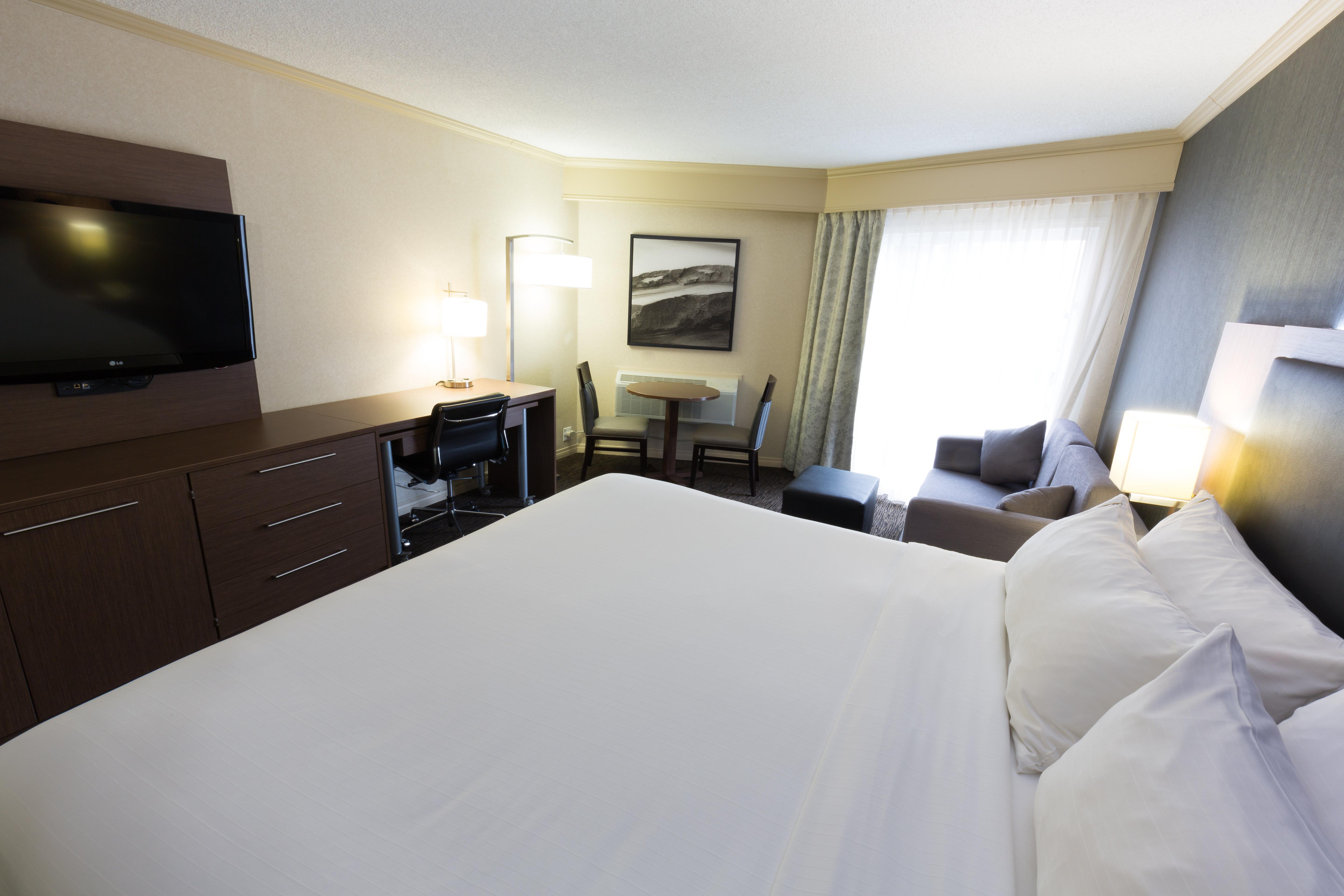 Holiday Inn Express Edmonton Downtown By Ihg Экстерьер фото