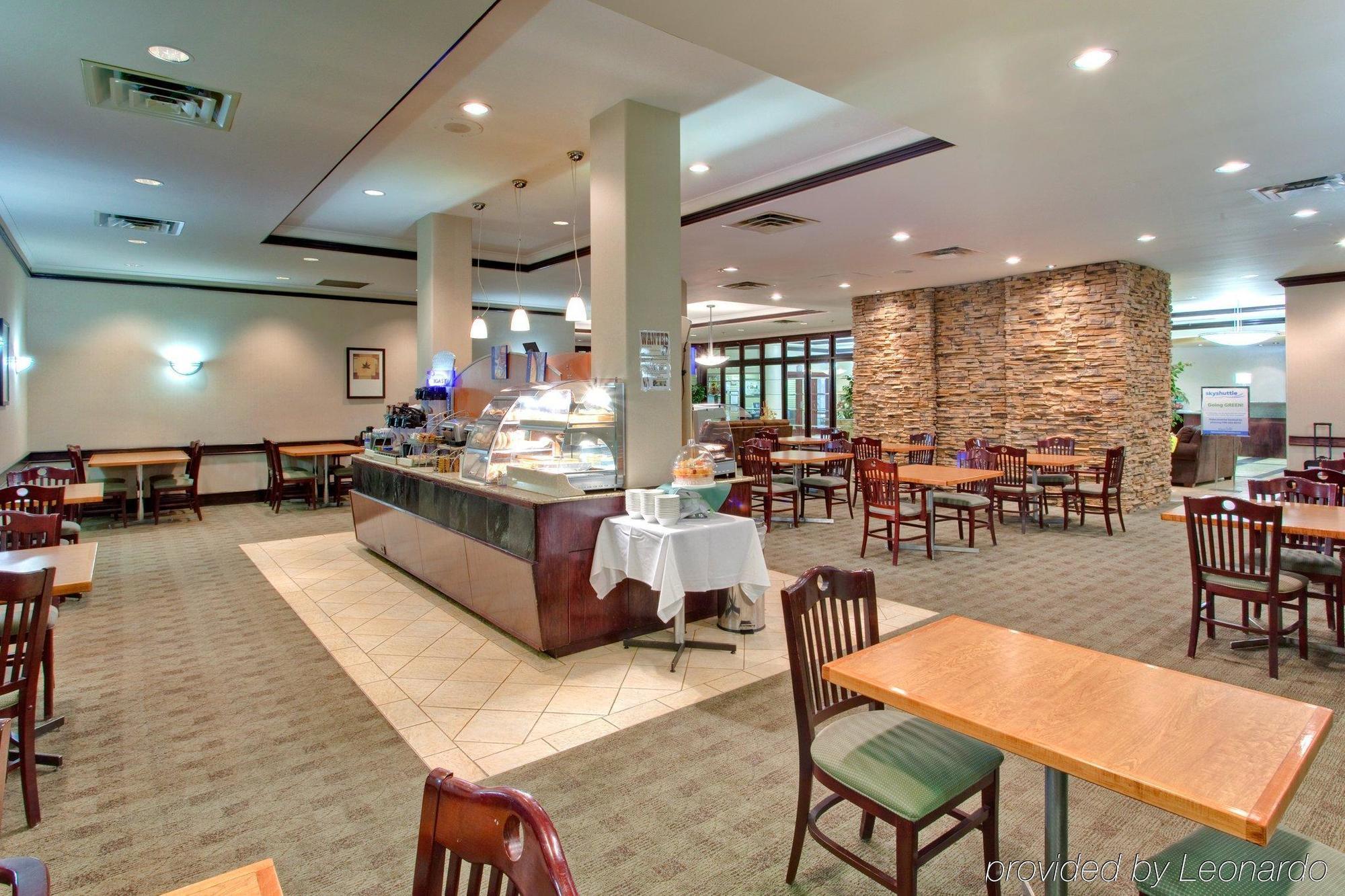 Holiday Inn Express Edmonton Downtown By Ihg Экстерьер фото
